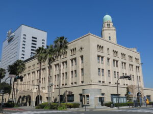 横浜税関本関庁舎(クイーンの塔)